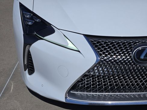 Used 2018 Lexus LC 500 Coupe image 11