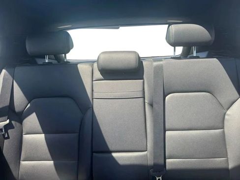 Used 2018 Mercedes-Benz GLA 250 4MATIC image 15