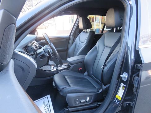 Used 2019 BMW X3 xDrive30i w/ Convenience Package image 10