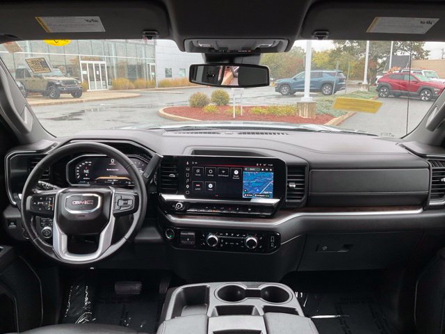 Used 2026 GMC Sierra 1500 SLT AWD/4WD image 14