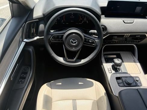 Used 2024 MAZDA CX-90 Plug-In Hybrid w/ Preferred AWD/4WD image 37