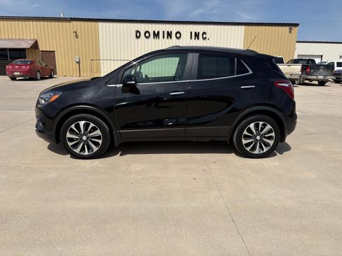 Used 2019 Buick Encore Essence AWD/4WD image 3