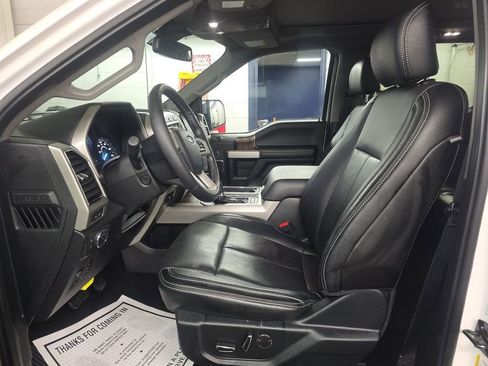 Used 2018 Ford F150 Lariat w/ Equipment Group 502A Luxury image 5