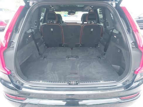 Used 2021 Volvo XC90 T6 Momentum w/ Advanced Package AWD/4WD image 44