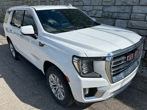 Used 2022 GMC Yukon SLT AWD/4WD image 7