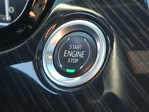 Used 2020 Cadillac XT6 Premium Luxury w/ LPO, Floor Liner Package image 25