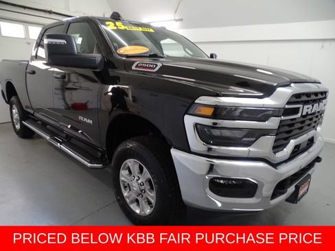 Certified 2025 RAM 2500 Big Horn AWD/4WD image 1