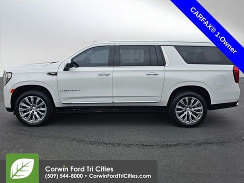 Used 2021 GMC Yukon XL Denali w/ Denali Ultimate Package image 3