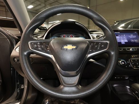 Certified 2025 Chevrolet Malibu LT image 10