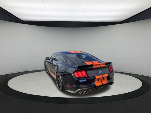 Used 2019 Ford Mustang GT Premium w/ GT Performance Package RWD image 6