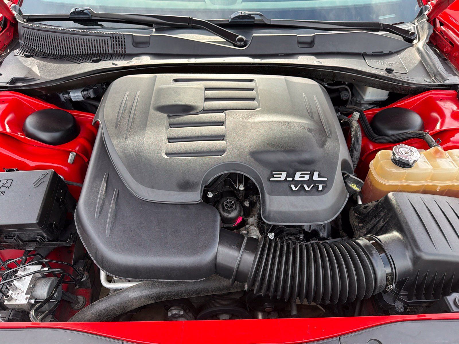 Used 2022 Dodge Charger SXT RWD image 11