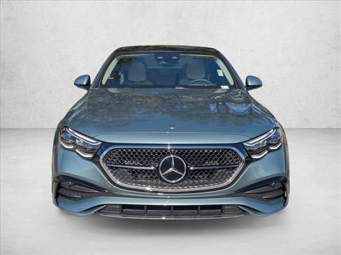 Used 2026 Mercedes-Benz E 450 4MATIC Sedan image 6