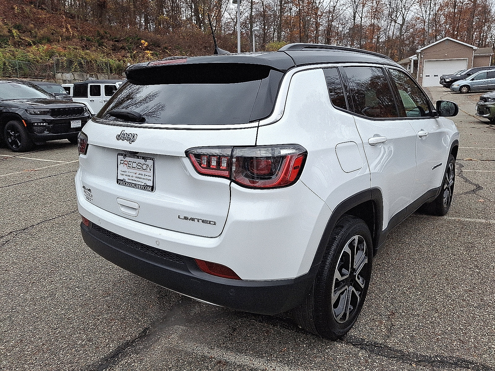 Certified 2023 Jeep Compass Limited AWD/4WD image 7
