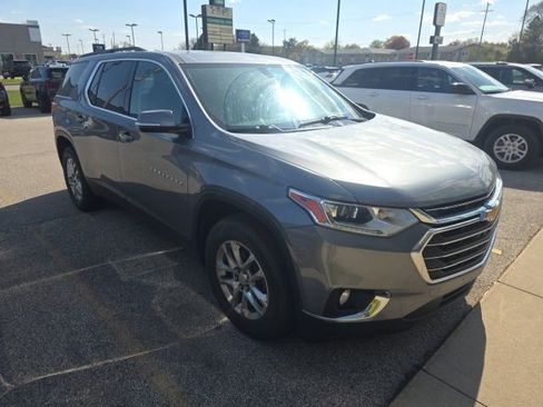 Used 2019 Chevrolet Traverse LT w/ LPO, Floor Liner Package AWD/4WD image 5