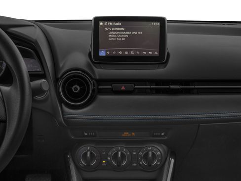 Used 2017 Toyota Yaris iA image 10