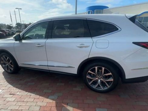 Used 2024 Acura MDX FWD w/ Technology Package image 8