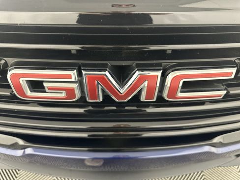 Used 2023 GMC Terrain SLE w/ Driver Convenience Package FWD image 31