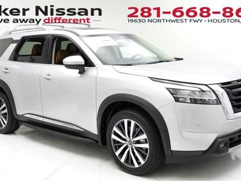 Used 2022 Nissan Pathfinder Platinum w/ Lighting Package (N93) FWD image 1
