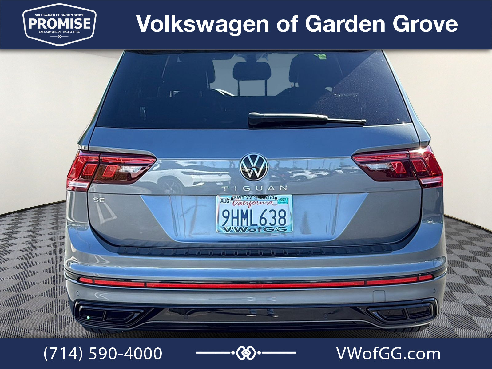 Used 2023 Volkswagen Tiguan SE R-Line FWD image 7