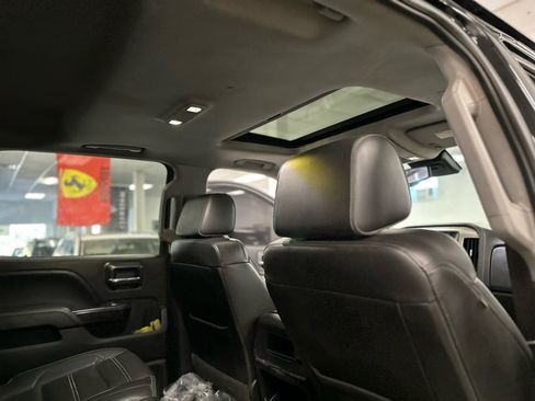 Used 2016 GMC Sierra 3500 Denali w/ Duramax Plus Package image 29