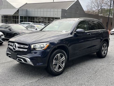 Certified 2022 Mercedes-Benz GLC 300 4MATIC image 3