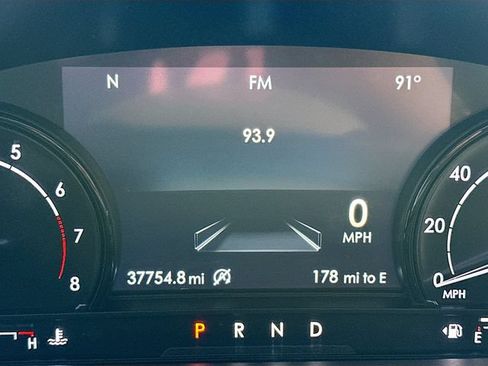 Used 2021 Lincoln Corsair FWD image 12