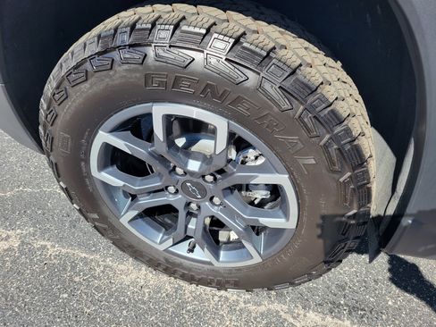 Certified 2026 Chevrolet Equinox ACTIV w/ Convenience Package III image 39