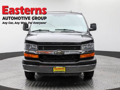 Used 2016 Chevrolet Express 2500 image 2