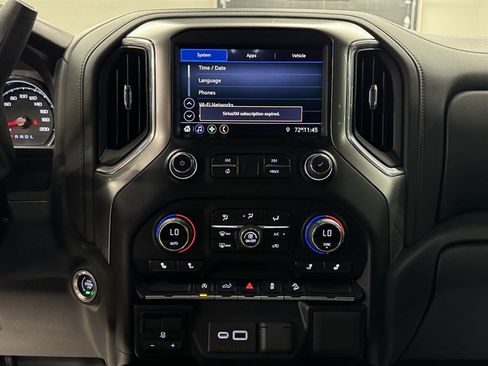 Used 2021 Chevrolet Silverado 1500 RST AWD/4WD image 40