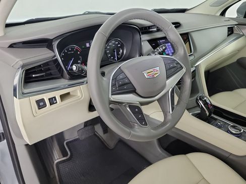 Certified 2023 Cadillac XT5 Premium Luxury FWD image 18