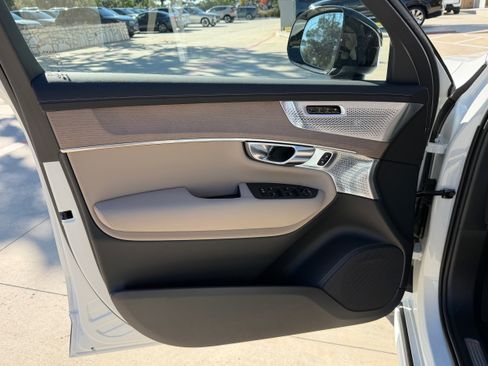 New 2026 Volvo XC90 B6 Ultra w/ Lounge Package AWD/4WD image 19
