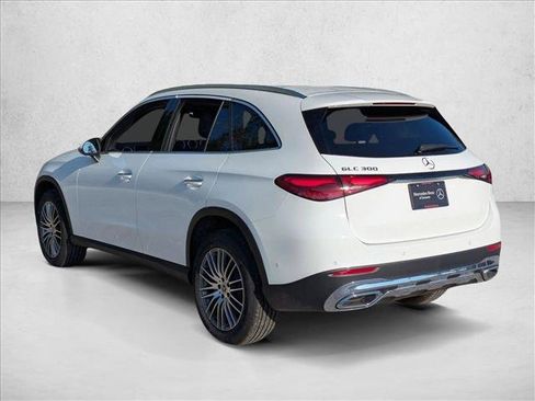 Certified 2026 Mercedes-Benz GLC 300 image 9