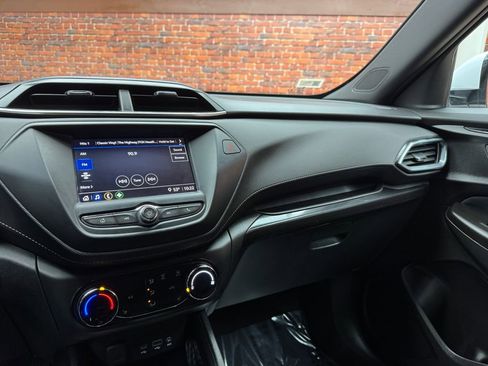 Used 2023 Chevrolet TrailBlazer ACTIV AWD/4WD image 17