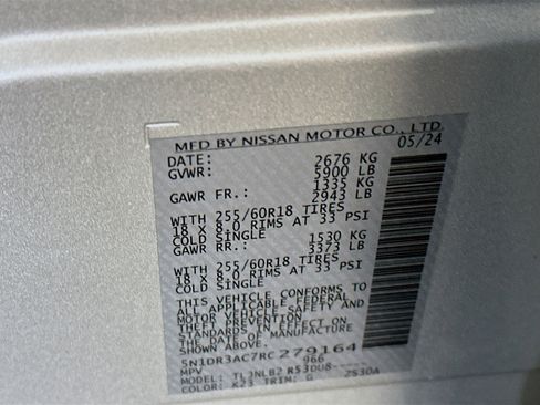 Used 2024 Nissan Pathfinder S image 12