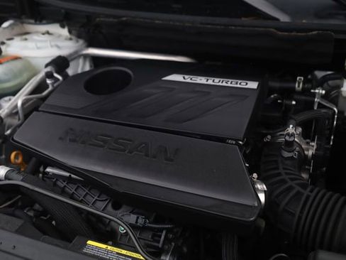 Used 2023 Nissan Rogue SL w/ SL Premium Package FWD image 9