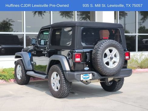Certified 2019 Jeep Wrangler Sport AWD/4WD image 5