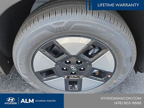 New 2026 Hyundai Santa Fe SE FWD image 12