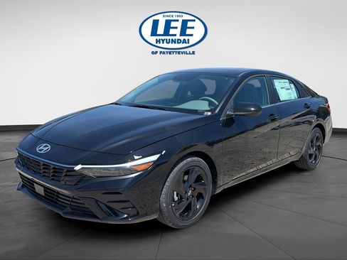 New 2026 Hyundai Elantra SEL Sport FWD image 8