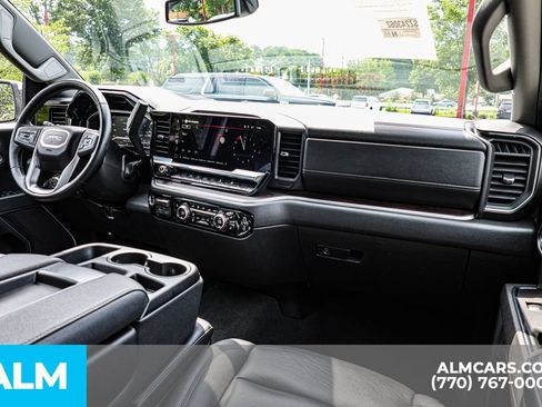 Used 2025 GMC Sierra 1500 SLT RWD image 29