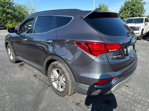 Used 2018 Hyundai Santa Fe Sport w/ 2.4L Tech Package 04 AWD/4WD image 4