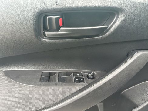 Used 2024 Toyota Corolla LE FWD image 21