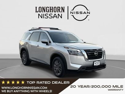 New 2025 Nissan Pathfinder SV