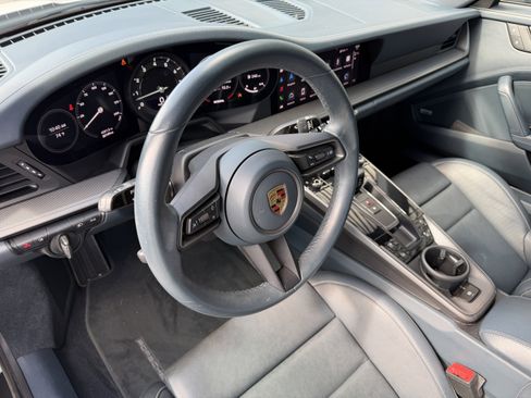Certified 2022 Porsche 911 Carrera RWD image 4