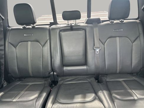 Used 2015 Ford F150 Platinum w/ Equipment Group 701A Luxury image 11