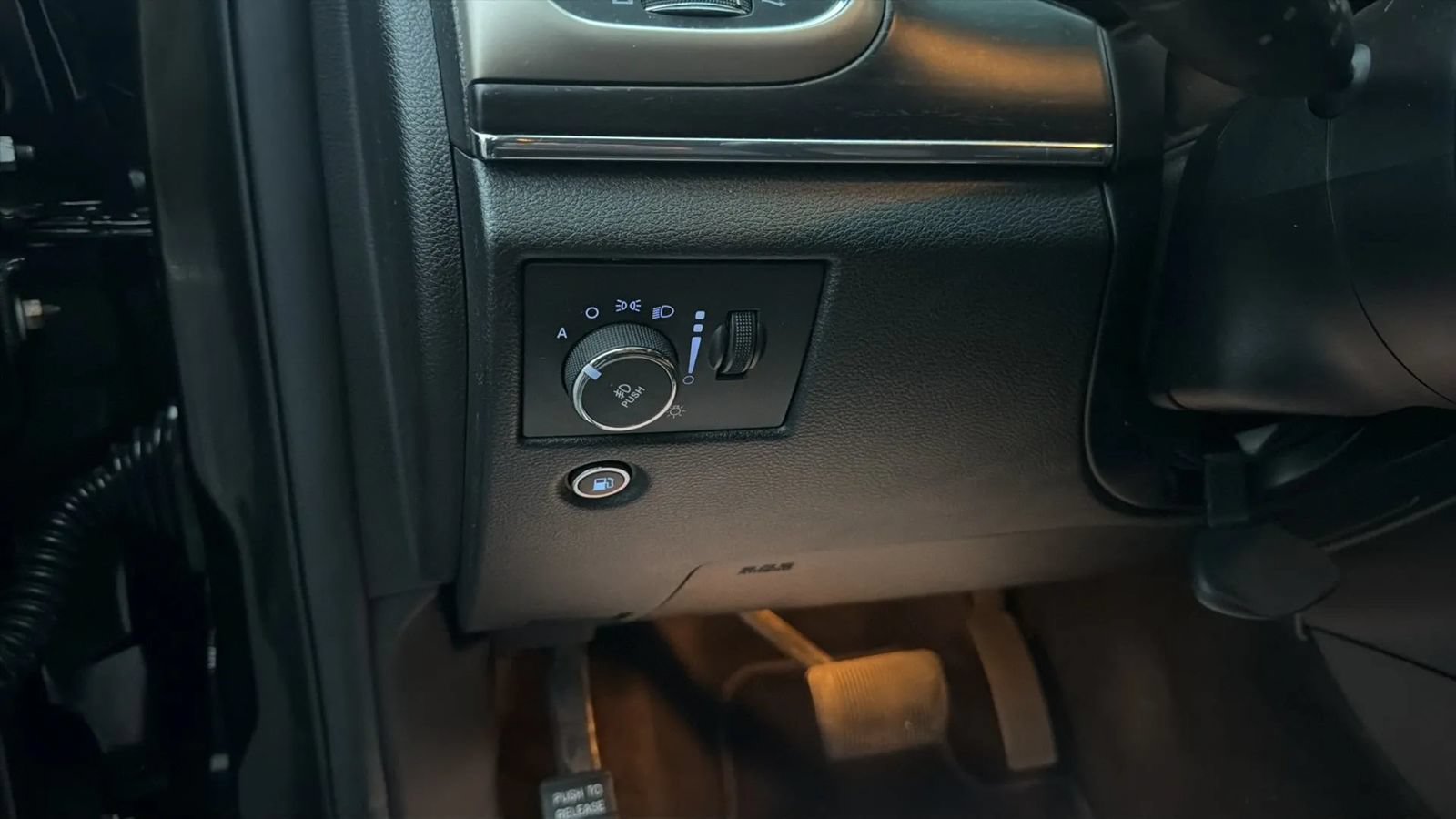 Used 2014 Jeep Grand Cherokee Limited AWD/4WD image 20