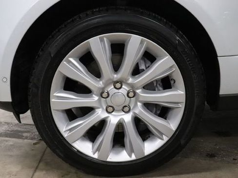 Used 2016 Land Rover Range Rover Supercharged AWD/4WD image 38