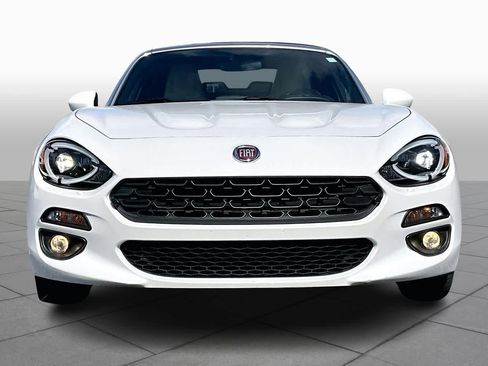 Used 2018 FIAT 124 Spider Lusso image 4
