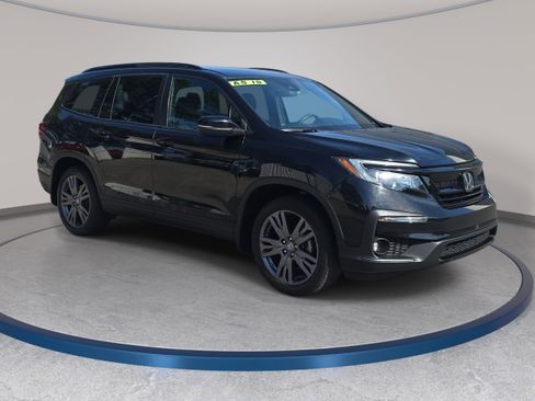 Used 2022 Honda Pilot Sport image 3