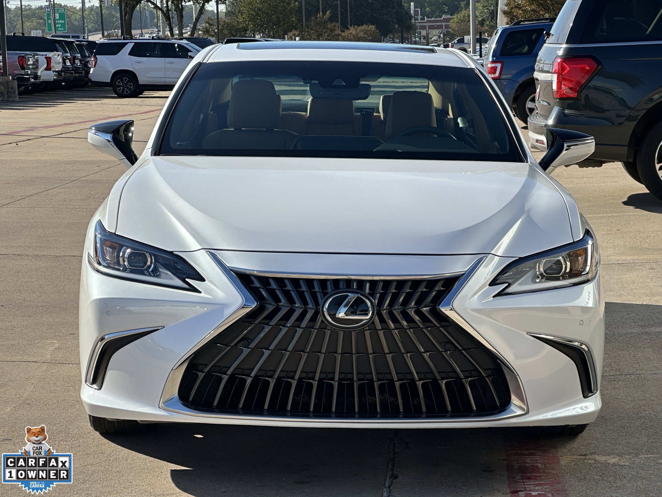 Used 2023 Lexus ES 350 w/ Premium Package FWD image 10
