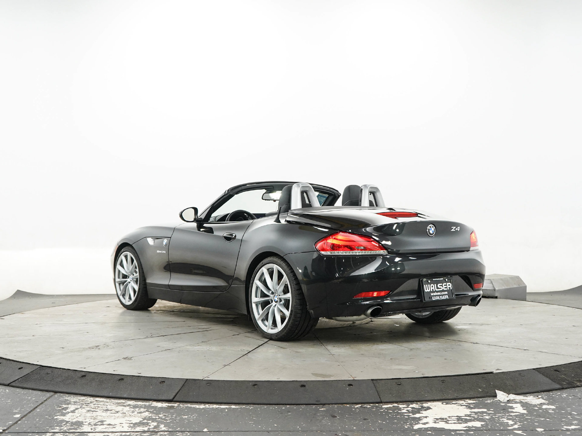 Used 2011 BMW Z4 sDrive35i RWD image 3